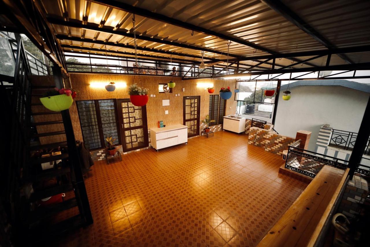 The Location, A Penthouse Otel Dehradun Dış mekan fotoğraf