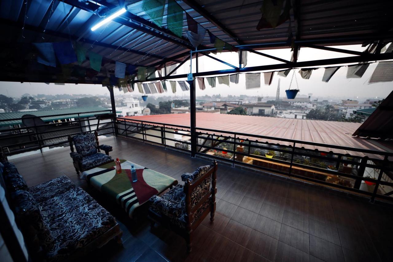 The Location, A Penthouse Otel Dehradun Dış mekan fotoğraf